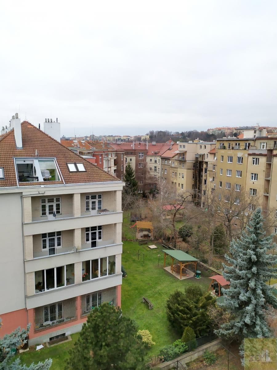 Prodej bytu 2+1, 53 m2 ve Vršovicích 9