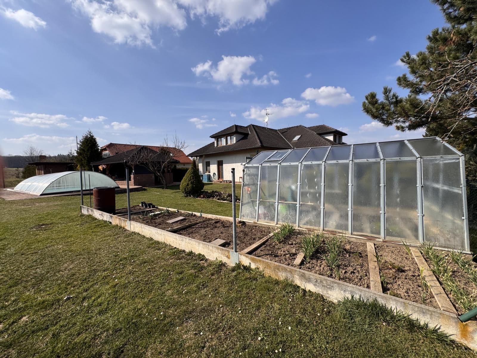 Prodej rodinného domu Všeradice okr. Beroun 38