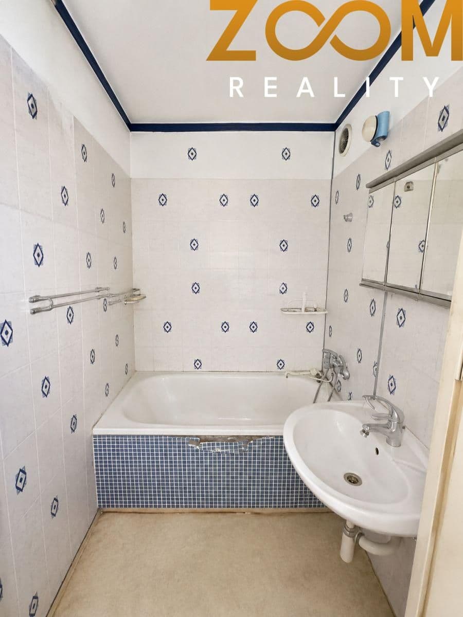 Prodej bytu 3+1, cca 72,8 m² + lodžie 6,7 m², ul. Bellušova, Praha 5 Stodůlky 5