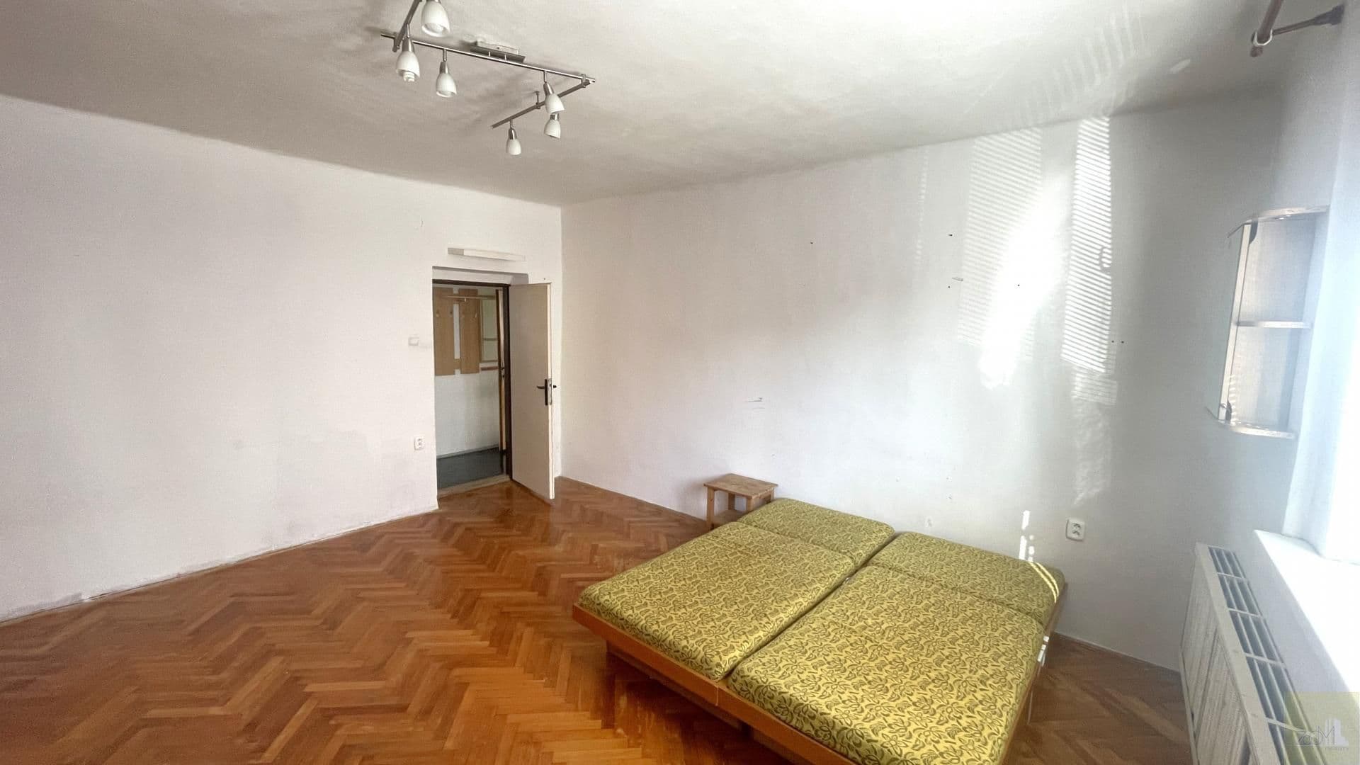 Prodej dobu 3x 2+1, Praha 6, ul. Čistovická 18