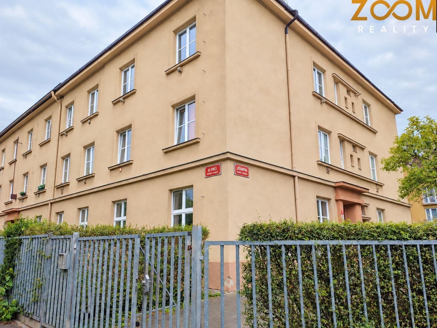 Pronájem 2+kk, 42 m², s možností využívání zahrady Praha 4, Braník