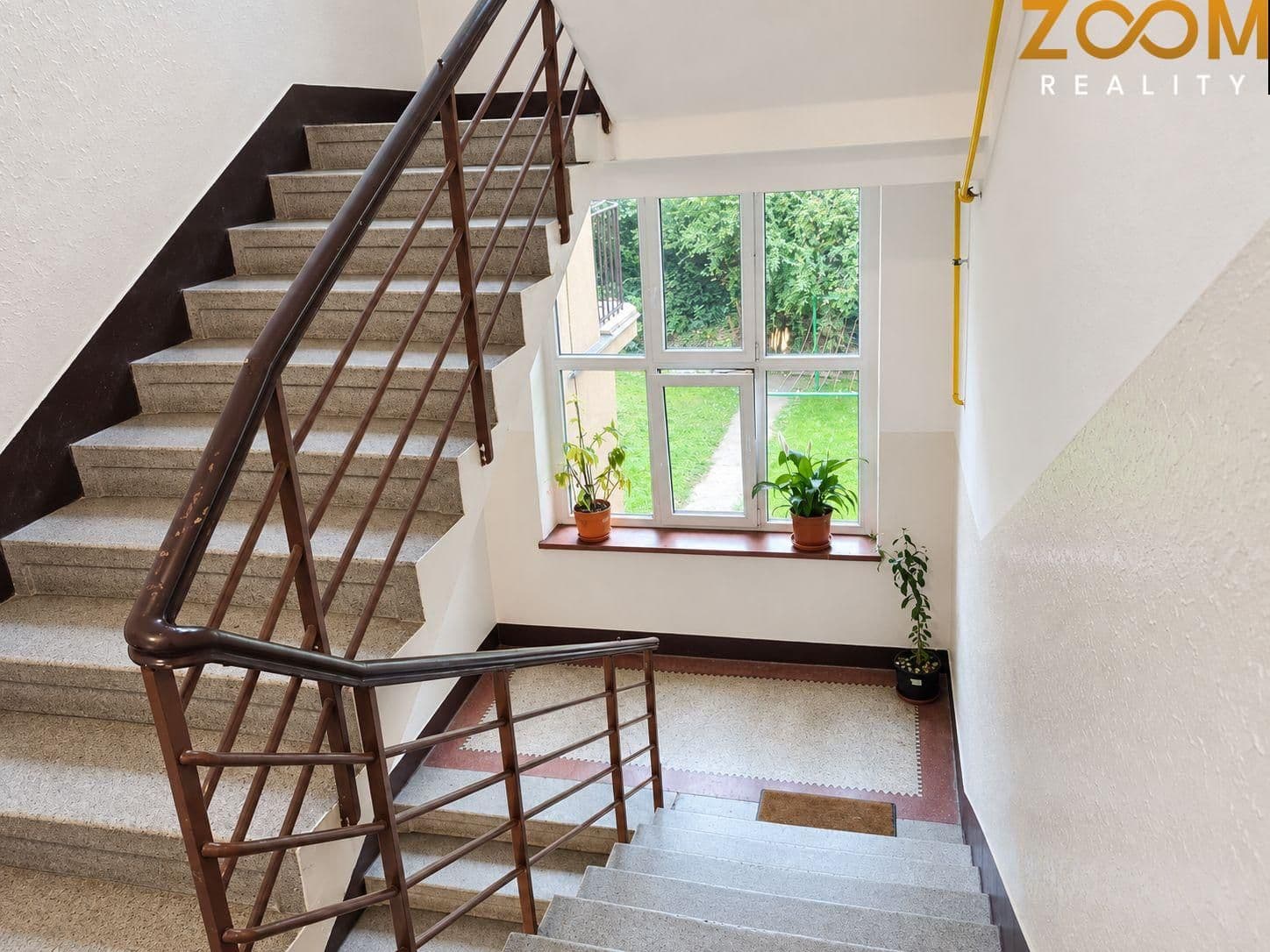 Pronájem 2+kk, 42 m², s možností využívání zahrady Praha 4, Braník 13