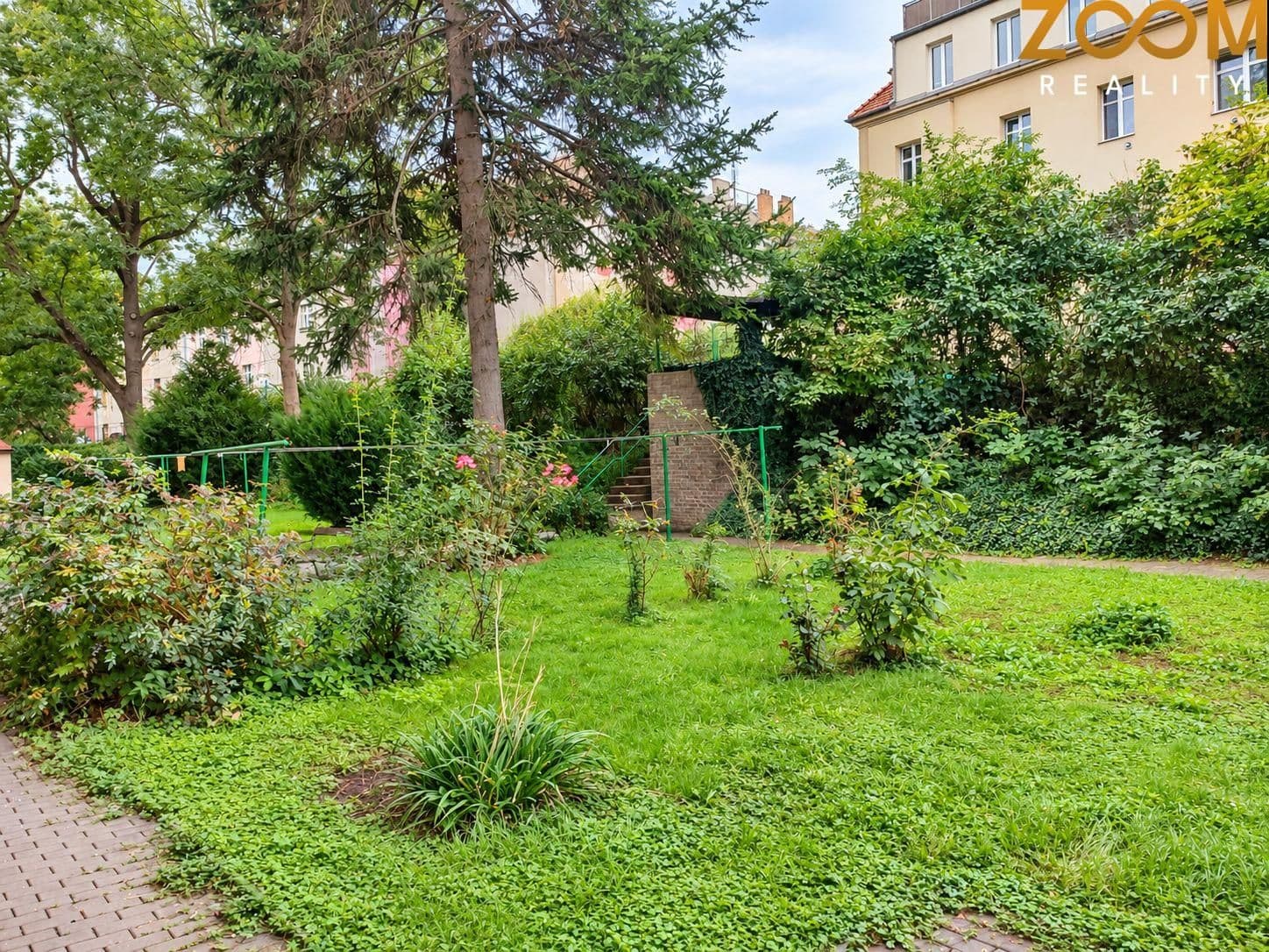 Pronájem 2+kk, 42 m², s možností využívání zahrady Praha 4, Braník 15