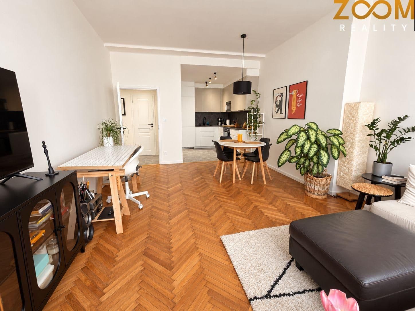 Prodej bytu 2+kk, 70,3 m² po kompletní rekonstrukci, se sklepem Praha 7, Šternberkova 5