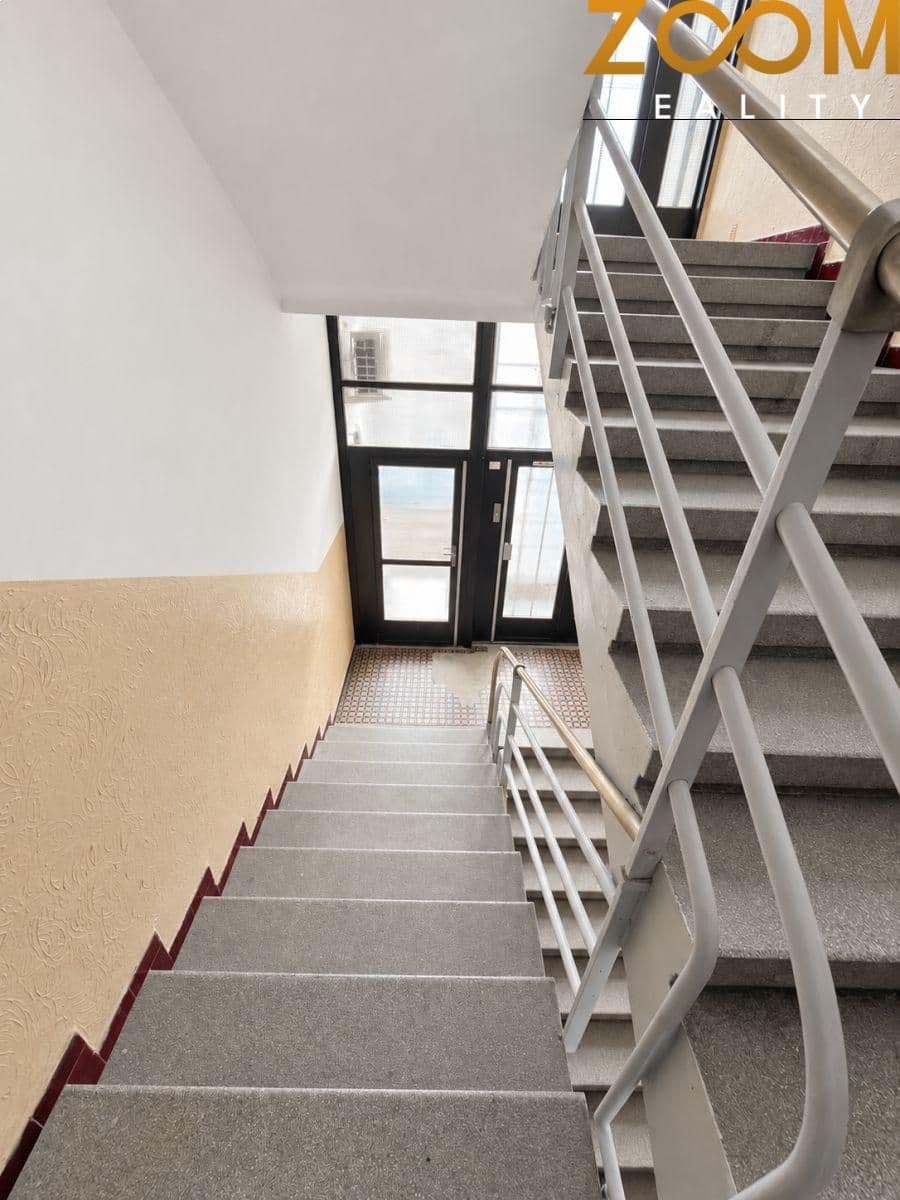 Prodej bytu 2+kk, 70,3 m² po kompletní rekonstrukci, se sklepem Praha 7, Šternberkova 13
