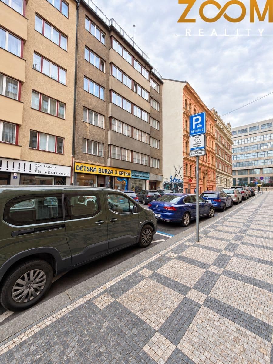 Prodej bytu 2+kk, 70,3 m² po kompletní rekonstrukci, se sklepem Praha 7, Šternberkova 15